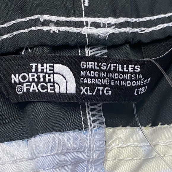 The North Face Girls Class V Water Short - Picture 5 of 8